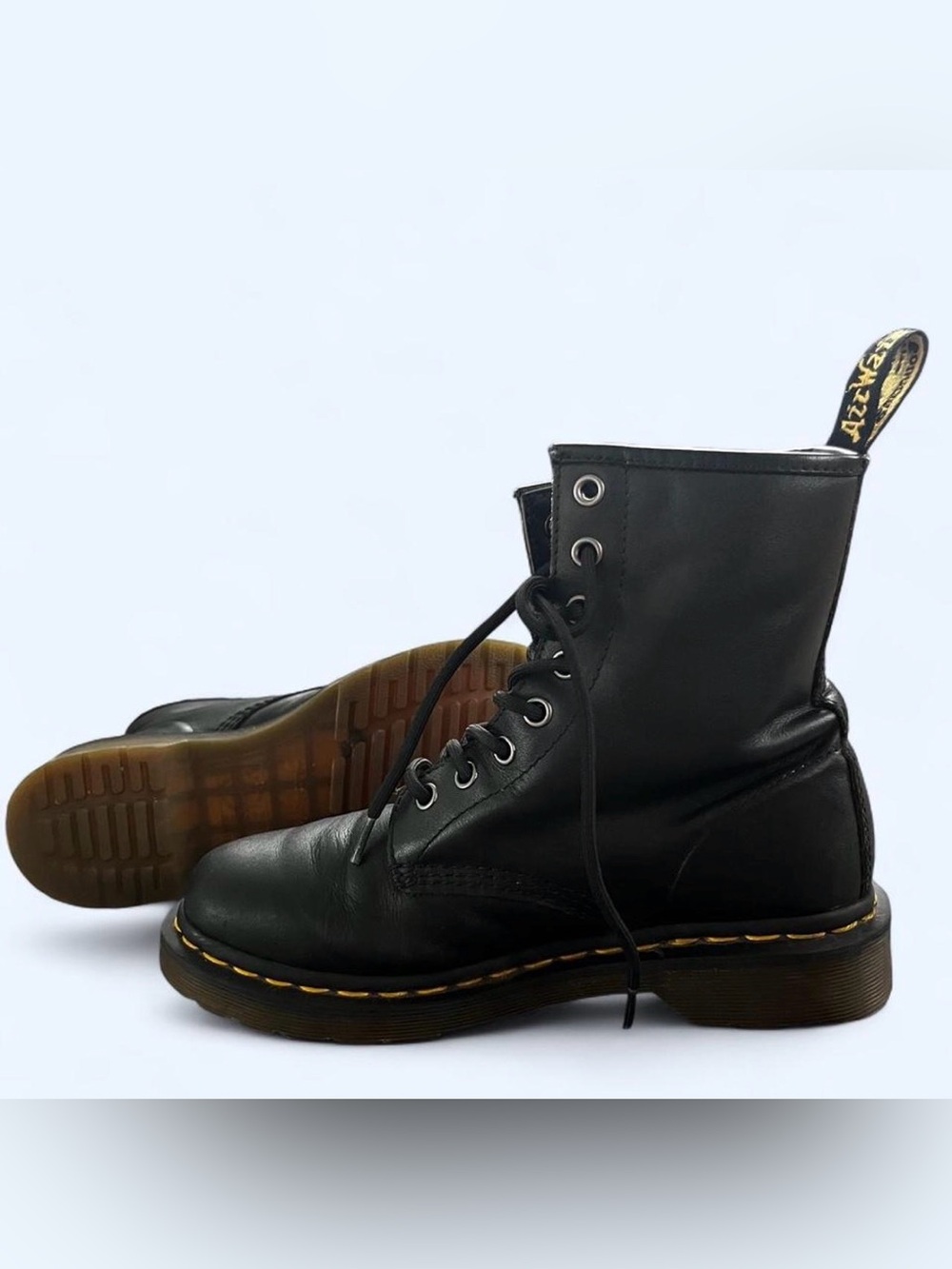 Dr. Martens Black Leather 8-Eye Combat Boots Doc Martens Classic Grunge SZ 7